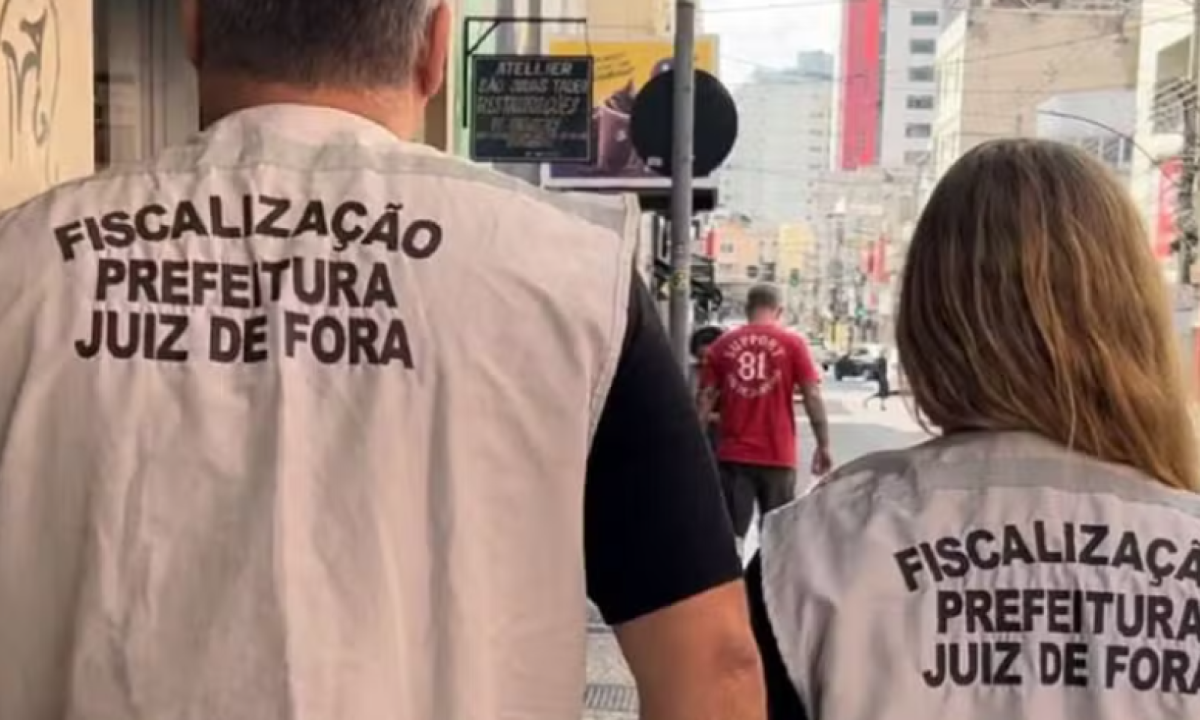 Operação apreende mais de 1.300 litros de azeite falsificados -  (crédito: Rede de Noticias)