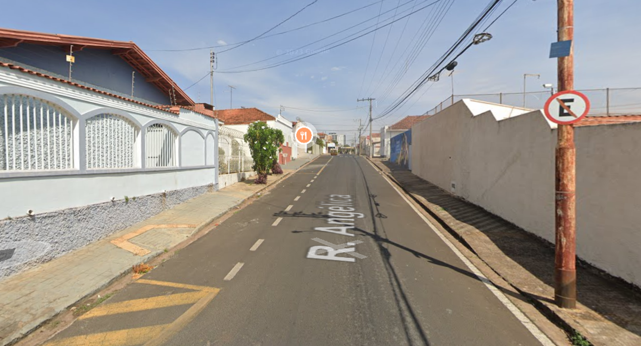 Local próximo de onde a vítima foi morta -  (crédito: Reprodução / Google Street View)