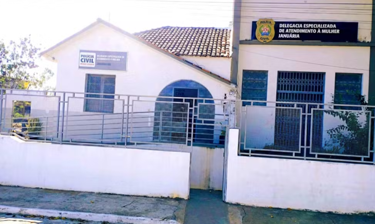 As jovens foram violentadas pelo padrasto por mais de cinco anos. Ele foi preso e indiciado -  (crédito: Reprodu&ccedil;&atilde;o)