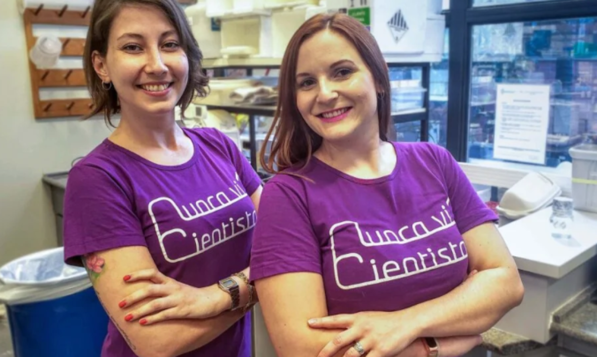 Laura Marise e Ana Bonassa, criadoras do canal Nunca vi 1 cientista -  (crédito: Arquivo pessoal)