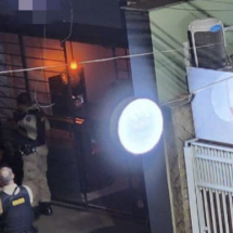 Homem tenta roubar hamburgueria e se esconde em freezer para escapar da PM - Divulga&ccedil;&atilde;o / PMMG