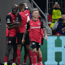 Bayer Leverkusen faz dever de casa e derrota Milan, que segue sem vencer na Champions - No Ataque Internacional