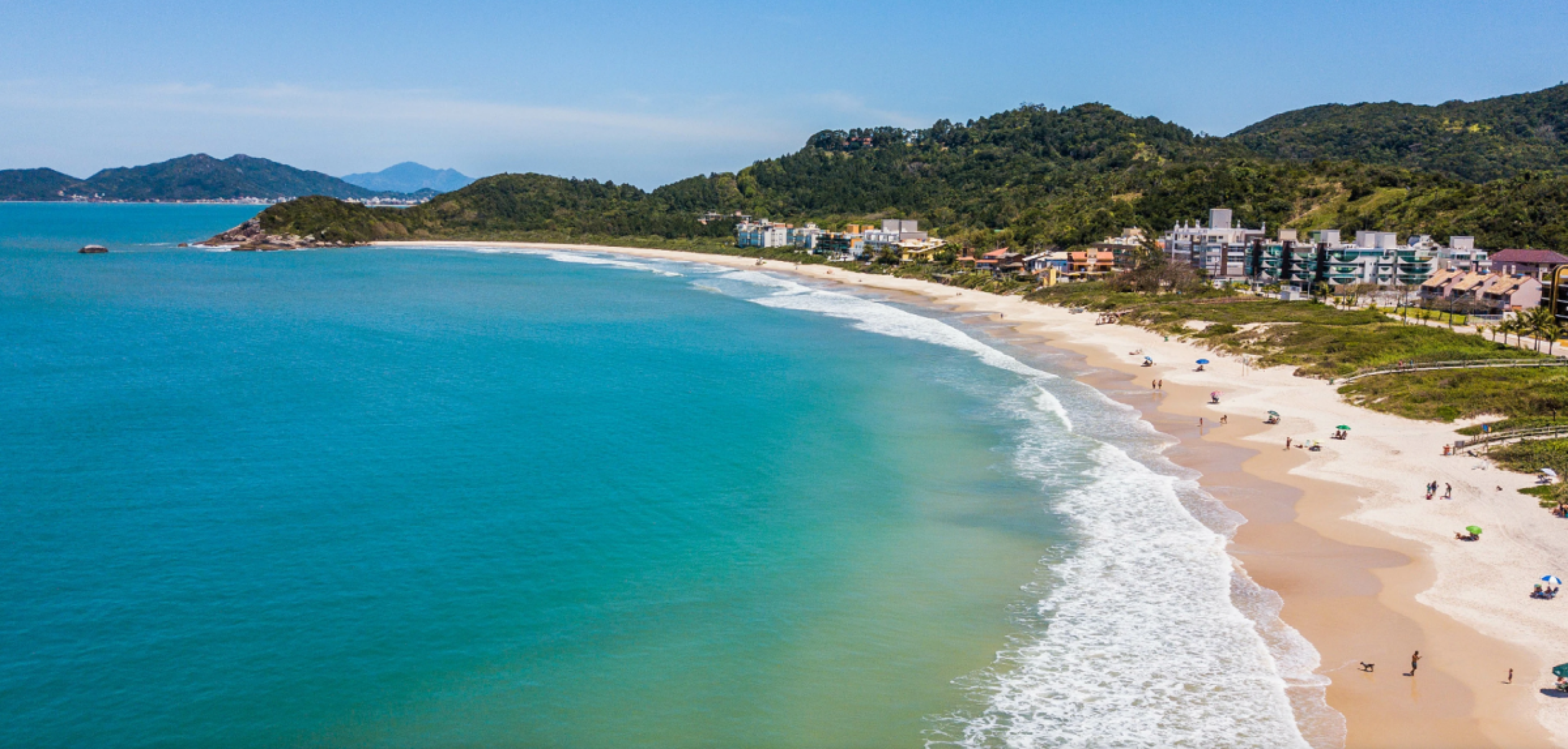 Santa Catarina possui 20 praias com o selo Azul, a Quatro Ilhas, em Bombinhas, é um delas