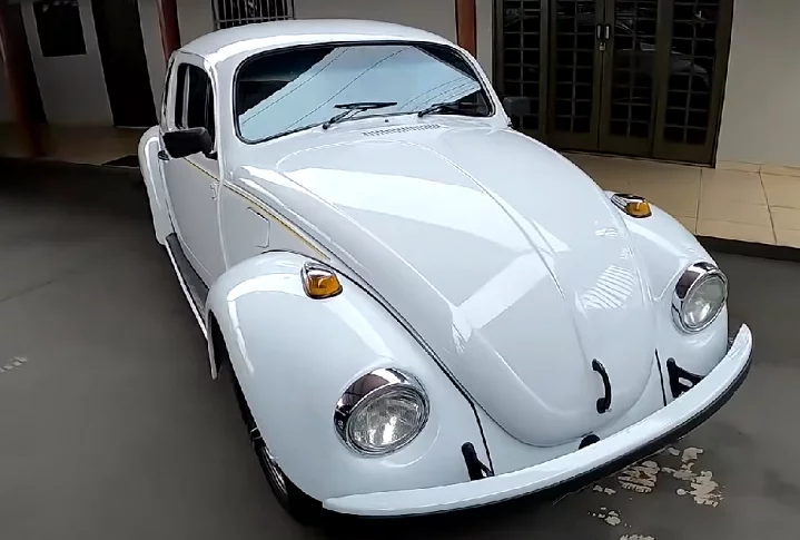 A OLX também observou as cores mais buscadas para o Volkswagen Fusca em 2023. A cor mais popular é o branco, seguido por azul, verde, vermelho e amarelo.