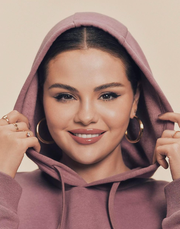 Desde 2009, Selena é embaixadora da UNICEF, trabalhando para melhorar a vida de crianças em todo o mundo.-Reprodução/Instagram @selenagomez