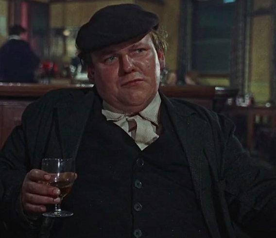 Roy Kinnear (1934-1988): Roy Kinnear foi um ator britânico que interpretou o personagem Planchet nos filmes dos “Os Três Mosqueteiros” (1973).  Enquanto filmava a sequência do longa, na Espanha, ele caiu de seu cavalo e sofreu uma hemorragia interna.