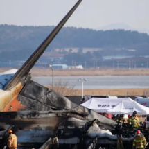 Pelo menos 167 pessoas morrem em queda de avião na Coreia do Sul - Reuters