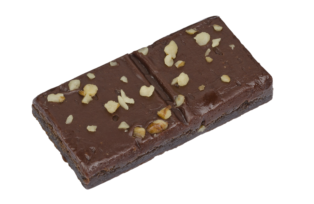 As avelÃ£s, por sinal, sÃ£o muito usadas na produÃ§Ã£o de chocolate de diversas marcas. A combinaÃ§Ã£o com chocolate Ã© considerada uma das melhores e os fabricantes lanÃ§am mÃ£o de trÃªs opÃ§Ãµes: chocolate com creme de avelÃ£s; com pedaÃ§os de avelÃ£s; ou com avelÃ£s inteiras. 