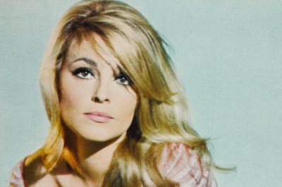 Na madrugada de 9 de agosto de 1969, o assassinato brutal da atriz e modelo Sharon Tate e de outras quatro pessoas abalou Hollywood e o mundo. Tate, que estava grávida de oito meses, foi morta a facadas por membros de uma seita criminosa liderada por Charles Manson. -  (crédito: domínio público/wikimedia commons)