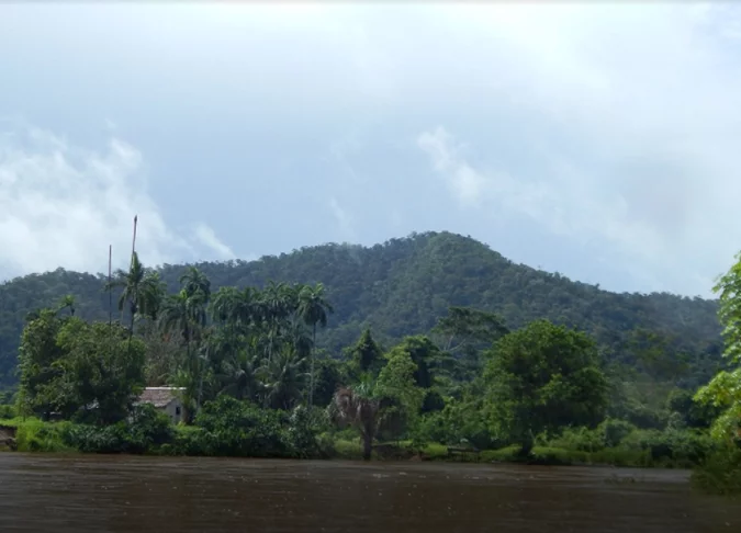 Serra do Divisor: Esse é o ponto que fica mais a oeste do Brasil.Também é chamado de Serra da Contamana , o seu nome peruano, já que está na fronteira entre os dois países. 