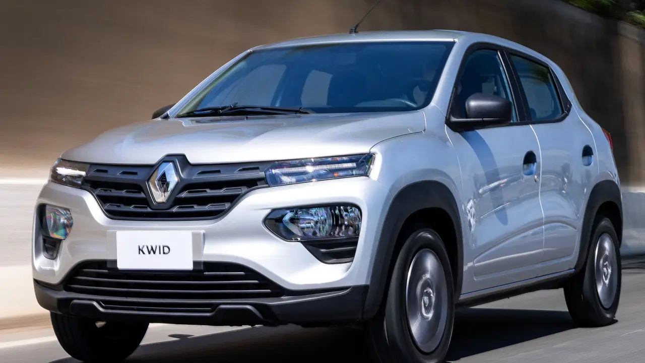 13º - Renault Kwid: 56.241 (unidades vendidas) - É um SUV compacto com motor 1.0 SCe, que rende 68 cv com gasolina e 71 cv com etanol. O carro tem câmbio manual de 5 velocidades.