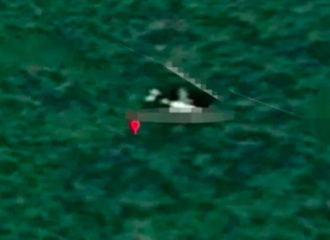 Ao longo do tempo, foram encontrados alguns pedaços de destroços que suspeita-se serem do avião desaparecido. Eles estavam em áreas da costa da África, assim como nas ilhas de Madagascar, Maurício, Reunião e Rodrigues. 
-reprodução