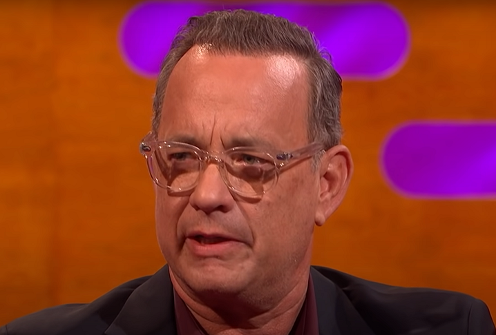 “Qualquer pessoa agora pode se recriar, em qualquer idade, por meio de IA ou tecnologia profundamente falsa… Posso ser atropelado por um ônibus amanhã e pronto, mas minhas performances podem continuar indefinidamente”, declarou Tom Hanks.-reprodução 