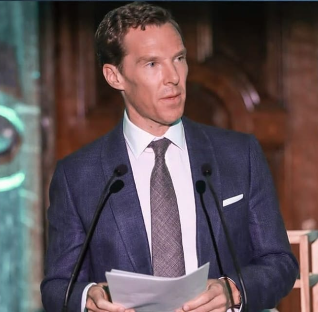 A mãe do ator, inclusive, chegou a aconselhá-lo a não utilizar o sobrenome profissionalmente para evitar maiores polêmicas. Mas ele não quis alterar.