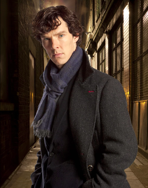 Ele começou a se destacar no teatro e na televisão britânica, com papéis notáveis em produções como 