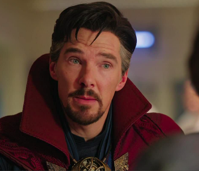 No entanto, seu auge no cinema veio quando o ator passou a interpretar o personagem Doutor Estranho, nos filmes da Marvel. A última aparição foi em “Doutor Estranho no Multiverso da Loucura” (2022).