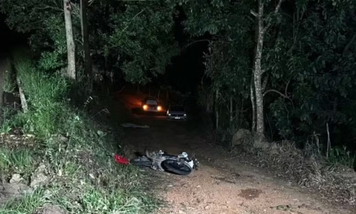 Bombeiro sofre acidente e morre a caminho do trabalho, no RJ -  (crédito: Divulga&ccedil;&atilde;o / Corpo de Bombeiros)