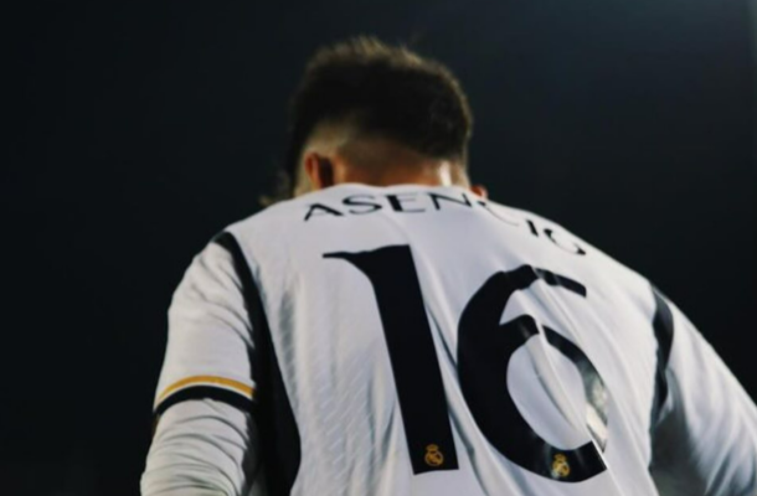 Justiça nega recurso de zagueiro do Real Madrid em caso de pornografia infantil