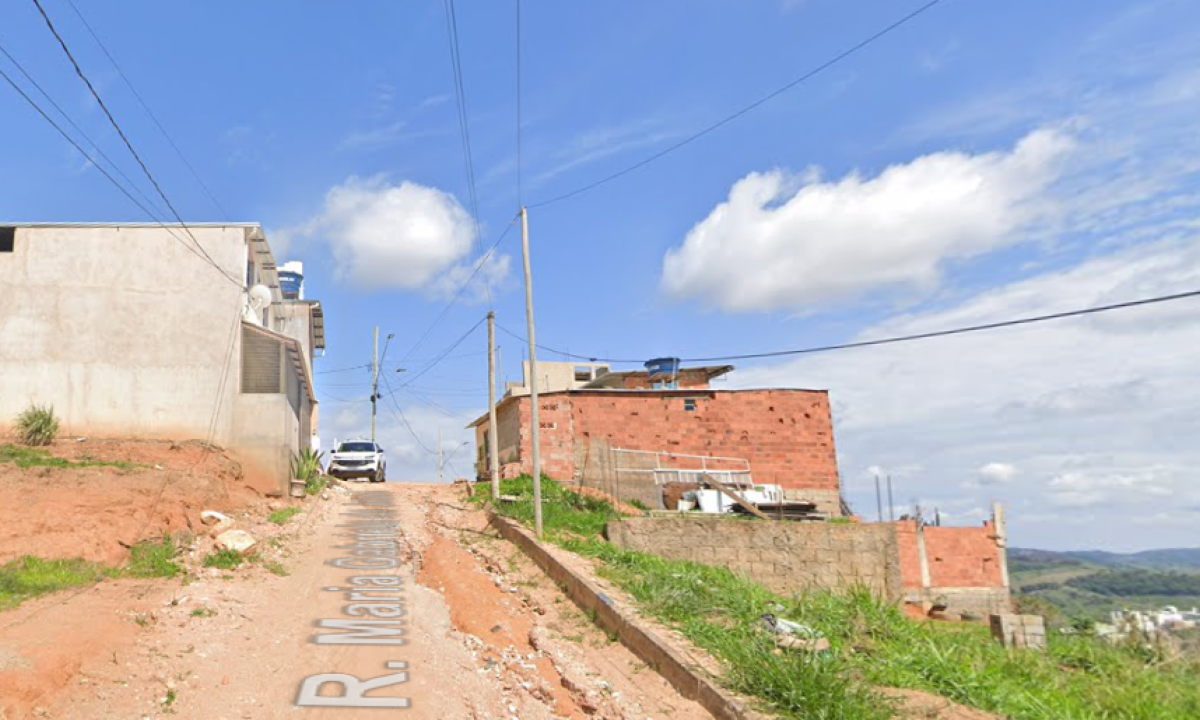 Mulher grávida é assassinada após marido descobrir traição com sobrinho -  (crédito: ReproduÃ§Ã£o / Google Street View)