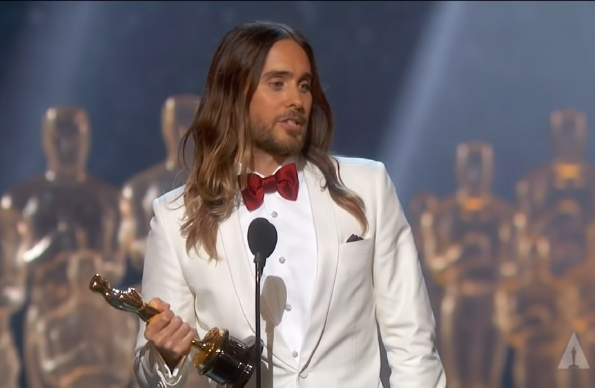 Em 2014, ele ganhou um Oscar por sua atuaÃ§Ã£o em â??Clube de Compras Dallasâ? (2013), no qual interpreta uma transexual portadora de HIV.