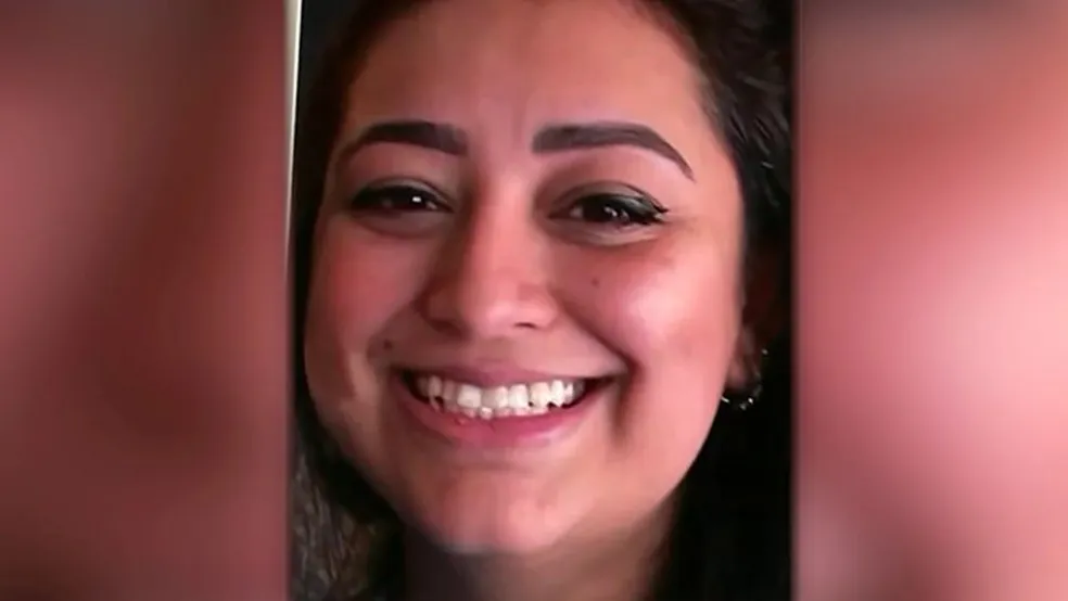 A vítima era maranhense, tinha 34 anos e foi morta na frente dos dois filhos pequenos. A prisão do brasileiro ocorreu duas horas após o crime e ele foi condenado pela justiça em 16 de agosto do mesmo ano.