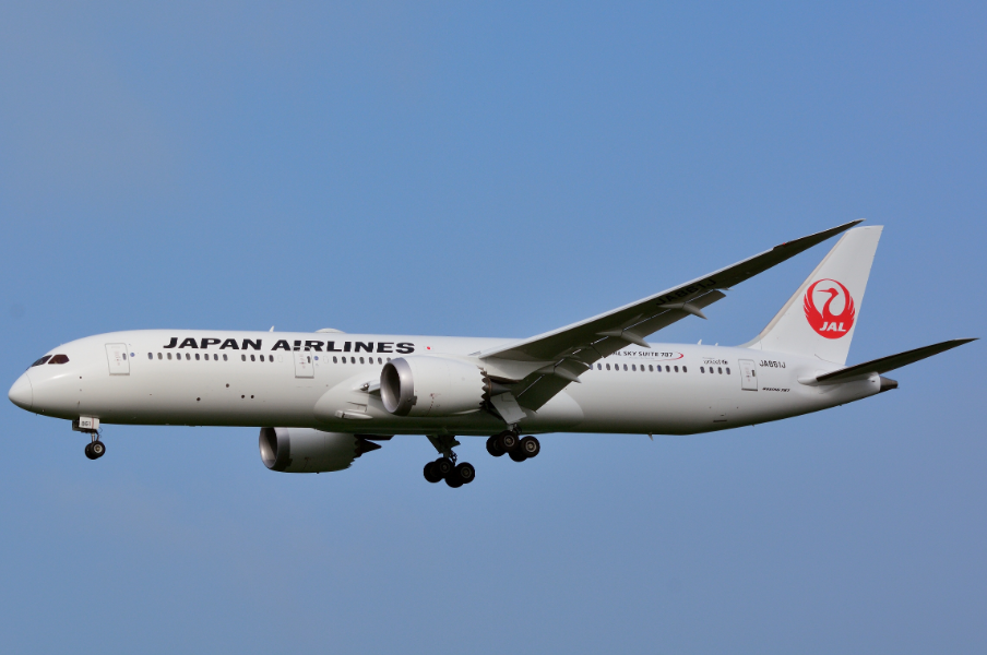 Passageiros a bordo de um avião no Japão passaram por um 'teste' de paciência difícil de aturar. Afinal, eles volaram ao ponto de partida depois de ficarem quase seis horas a bordo. O FLIPAR mostrou e republica para quem não viu. - Masakatsu Ukon wikimedia commons 