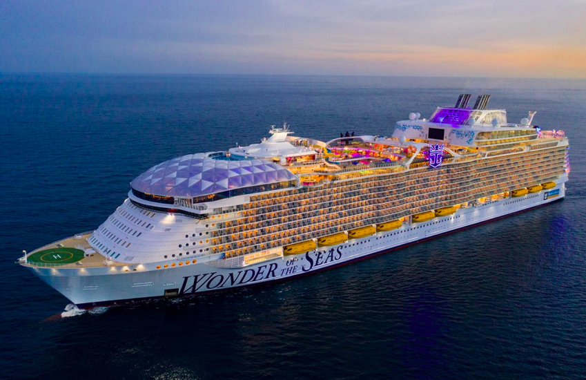 Antes do Icon of the Seas, o maior navio de cruzeiro do mundo em circulação com passageiros era o Wonder of the Seas, que também pertence à Royal Caribbean.