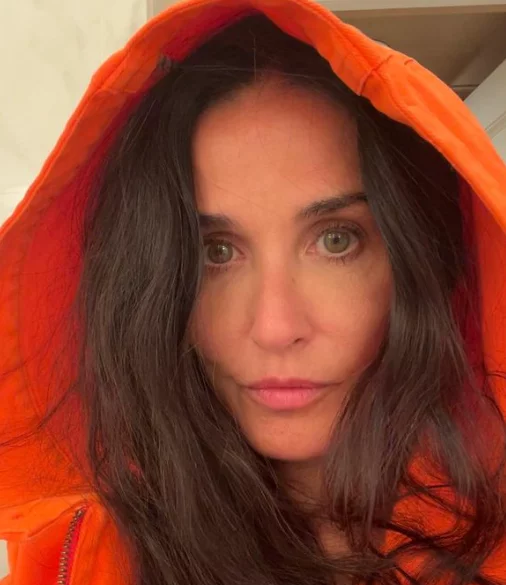 Ícone de beleza, Demi Moore enfrenta a derrota no Oscar com pratão de batatas fritas - Reprodução/Instagram