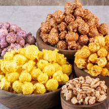 Pipoca gourmet e de cinema: aprenda receitas para celebrar o Dia da Pipoca - Freepik