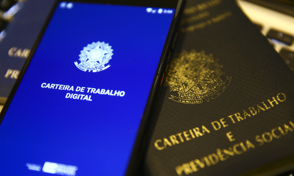 Estímulo ao consumo prioriza celetistas e ignora quem trabalha por conta própria -  (crédito: Platobr)