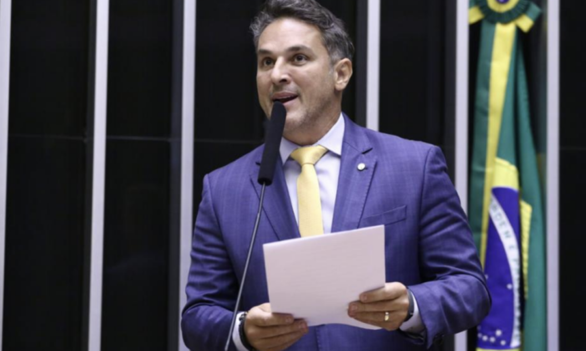 Pressão pela anistia: Câmara terá subcomissão para apurar ‘abusos’ do 8 de Janeiro -  (crédito: Platobr Politica)
