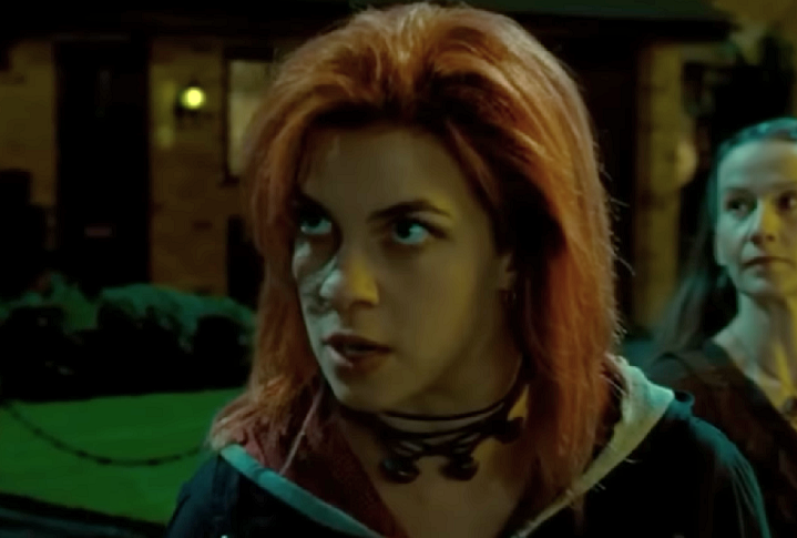 Tonks aparece pela primeira vez em "Harry Potter e a Ordem da Fênix", como uma Auror do Ministério da Magia. Ela é leal, corajosa e sempre está disposta a ajudar os outros.