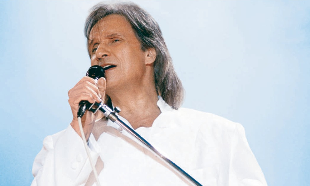 Imperdível, novo disco ao vivo de Roberto Carlos tem qualidade restaurada - (crédito: Sony Music / Amigo Records) Imperdível, novo disco ao vivo de Roberto Carlos tem qualidade restaurada - (crédito: Sony Music / Amigo Records)