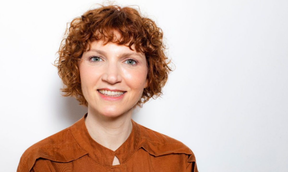 Natalia Timerman e os pacientes de um hospital penitenciário - (crédito: Platobr Cultura)