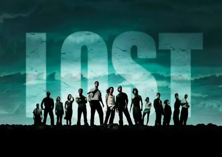 "Lost" (2004-2010): A série que acompanha um grupo de sobreviventes de um acidente aéreo em uma ilha misteriosa. Foi um dos maiores sucessos da TV americana em meados dos anos 2000.