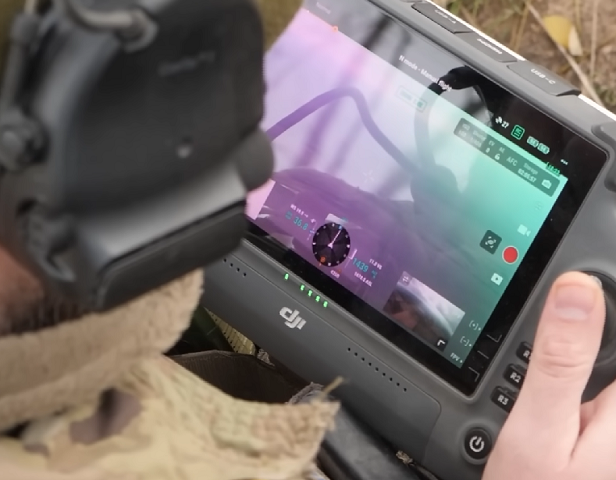 Esses ‘drones assassinos’ podem ser capazes de continuar funcionando mesmo em situações em que os sinais de GPS e as comunicações estejam bloqueados.