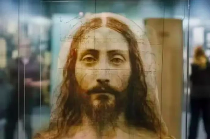 Inteligência Artificial mostra o rosto de Jesus do Santo Sudário