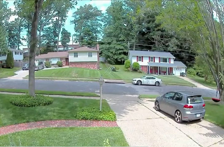 Vídeos de moradores de diferentes cidades de Washington DC registrando o estrondo dos caças, conhecido como "sonic boom", circularam pela internet.