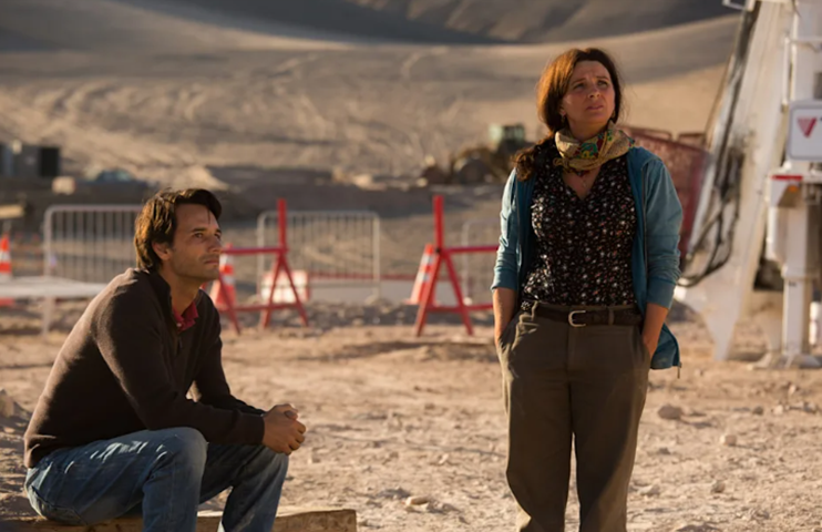 Em 2015, interpretou Laurence no filme "Os 33", obra chileno-americana sobre o desastre em uma mina que deixou 33 trabalhadores no subterrâneo durante 69 dias, aguardando por socorro. No mesmo ano, Santoro encarnou o vigarista Garriga no filme "Focus", com Will Smith e Margot Robbie.

