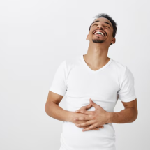 Maio Roxo: você sabia que Yoga ajuda a melhorar a sua saúde intestinal? - FreePik