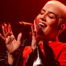  Clau anuncia show exclusivo no Rio onde revisitará sua carreira