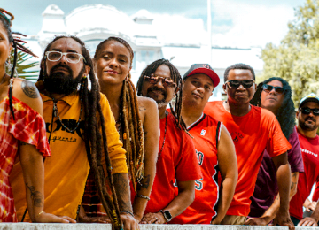 Alma Roots faz uma ode ao reggae de salão na inédita 'Agarradinho' -  (crédito: Matheus Bars)