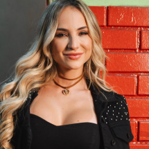 Gabi Martins grava clipe em boteco de BH e revive início da carreira - Foto: divulgação