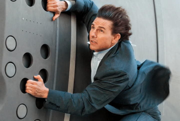 A franquia "Missão Impossível" começou em 1996 e consolidou Tom Cruise como ícone de ação. 