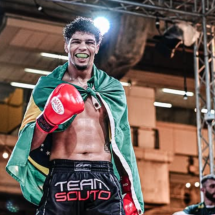 Morador de Sabará é vice-campeão do campeonato mundial de Muay Thai - Imagem: @luizgoldenboy/Reprodução