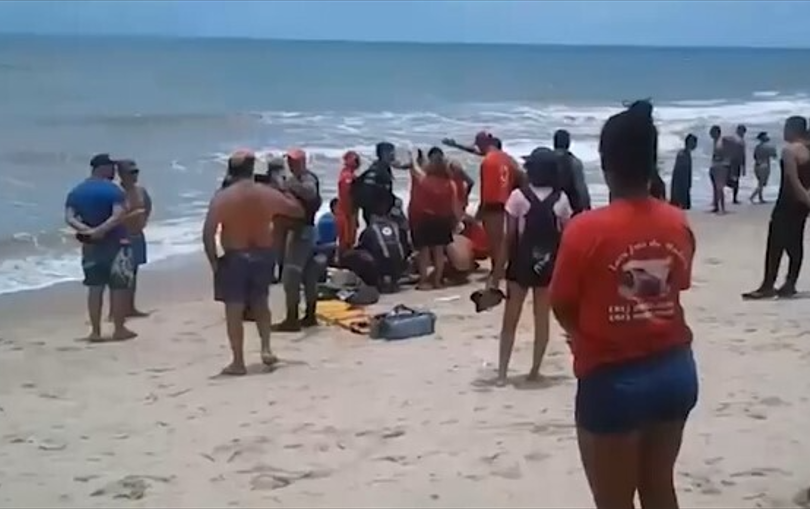 Em março de 2023, um banhista foi atacado por um tubarão na praia de Piedade, em Jaboatão dos Guararapes.-Reprodução