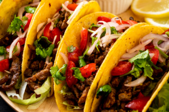Tacos mexicanos com carne e guacamole: como fazer essa delícia em casa
