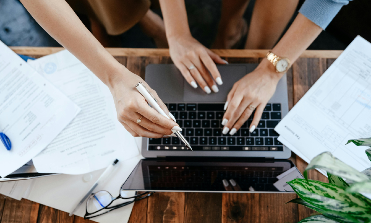 O novo sistema se tornou uma espécie de "hub híbrido", fundindo o desktop tradicional com o universo mobile -  (crédito: Pexels)