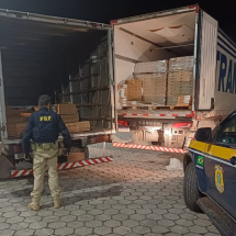 Polícia impede furto de carga de laticínios na BR-381 no interior de Minas - PRF/Divulga&ccedil;&atilde;o