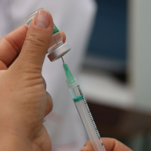 Taxa de evasão da 2ª dose da tríplice viral passa de 50% em 14 estados, diz relatório